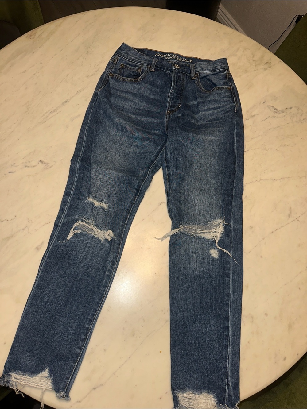 American Eagle Outfitters hi rise girlfriend Jean Ripped Medium Blue 00short